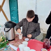 Naše děti zabodovaly: Vánoční trhy přinesly téměř 25 000 Kč pro útulky!