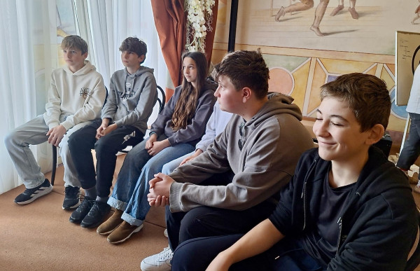 Nudná přednáška? Ani náhodou. O HIV otevřeně, zábavně a bez rozpaků