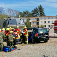 Autonehoda nanečisto a vojenský guláš. Takový byl Den bezpečnosti